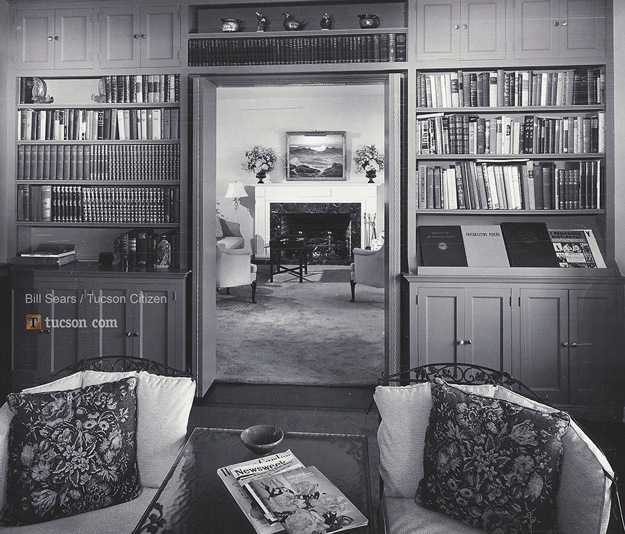 1958 home photos: 18th century decor